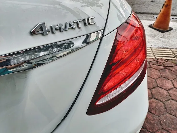 2016/17 Benz(賓士) W213 E300 白 23P 360環景 AMG Line - 7