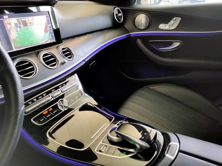 2016/17 Benz(賓士) W213 E300 黑 AMG 黑梣木飾板 柏林之音 - 12