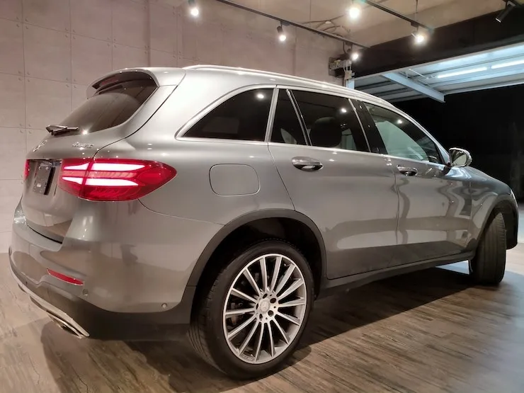 2016 Benz X253 GLC300 4MATIC 灰 AMG + 黑梣木 + 氣氛燈 - 4