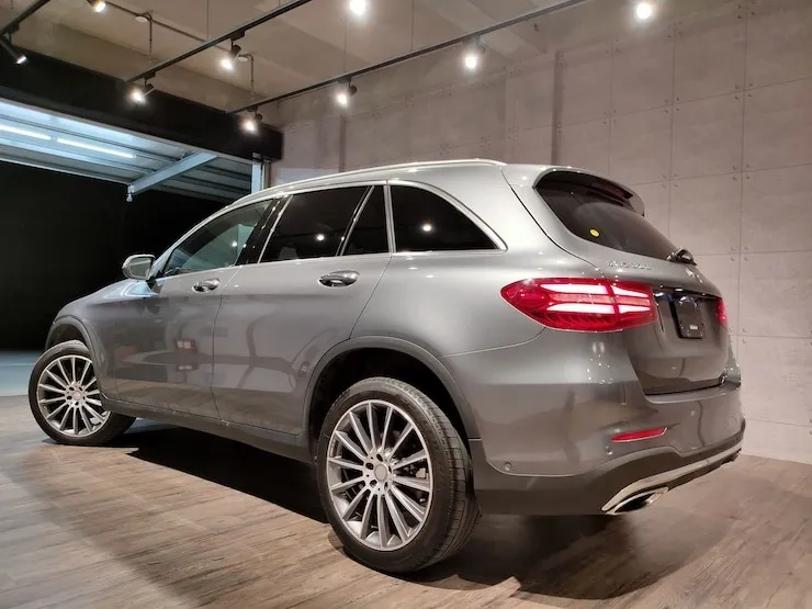 2016 Benz X253 GLC300 4MATIC 灰 AMG + 黑梣木 + 氣氛燈 - 5
