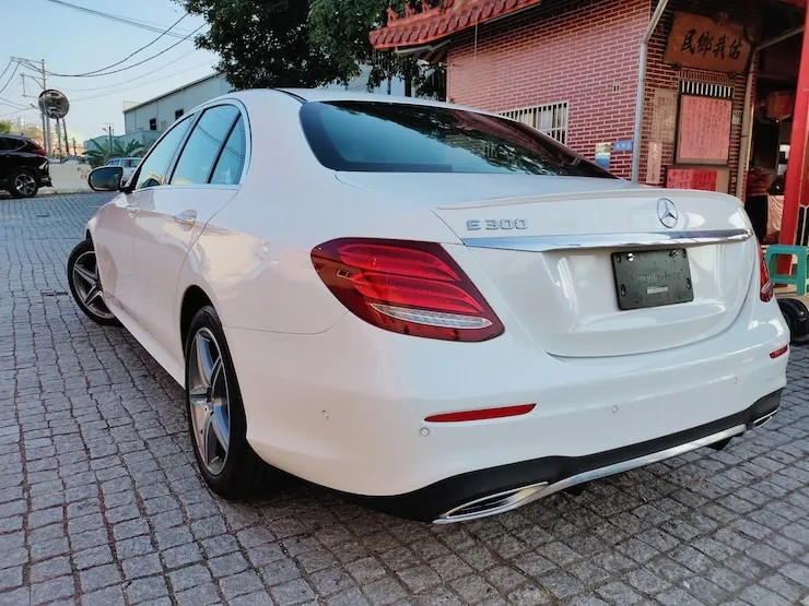 2017 賓士 Benz W213 E300 AMG 白 超值價僅售 164 萬 - 4
