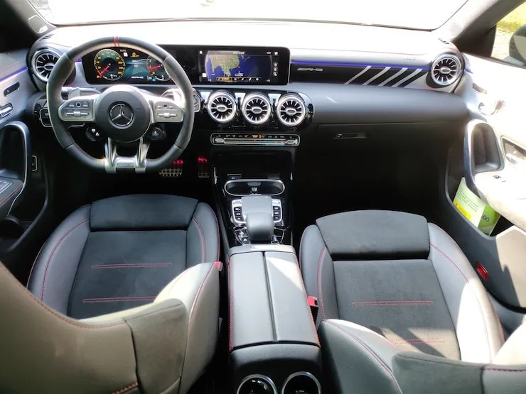 2020 Benz CLA35 4MATIC AMG 跟車 + 柏林 + 電子懸吊 - 12
