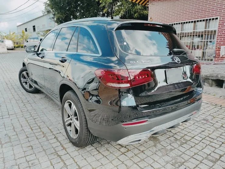 2021式 Benz GLC300 4MATIC 黑 黑內裝 M264引擎 外匯全新車 - 4