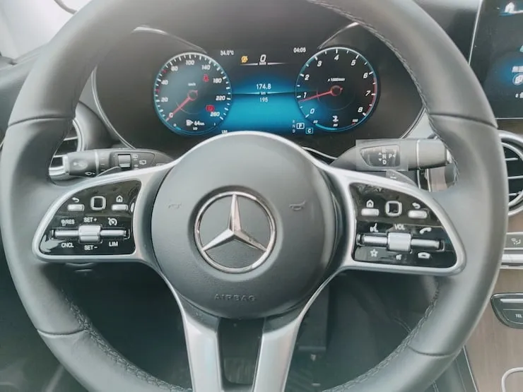 2021式 Benz GLC300 4MATIC 黑 黑內裝 M264引擎 外匯全新車 - 12