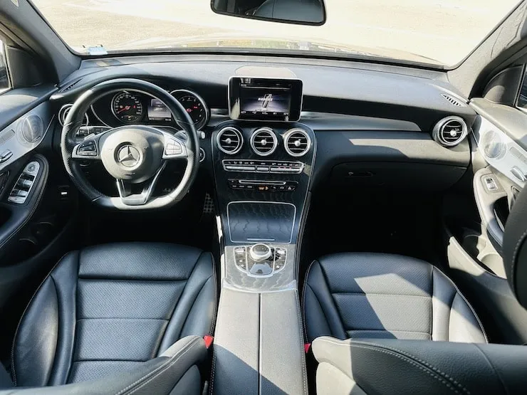 2019 Benz GLC300 4MATIC AMG 黑 夜色 + 氣氛燈 + 柏林之音 - 8